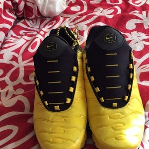 Nike Tn Air max (Yellow/Black)